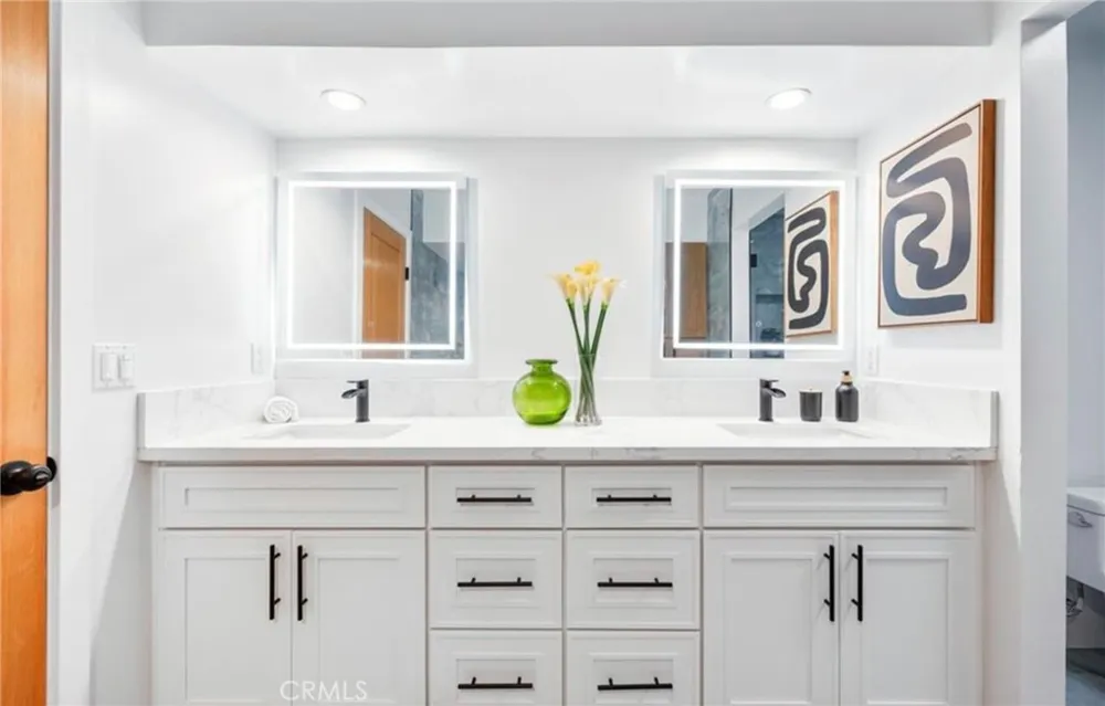 13036 Mindanao #7 Los Angeles, CA 90292
