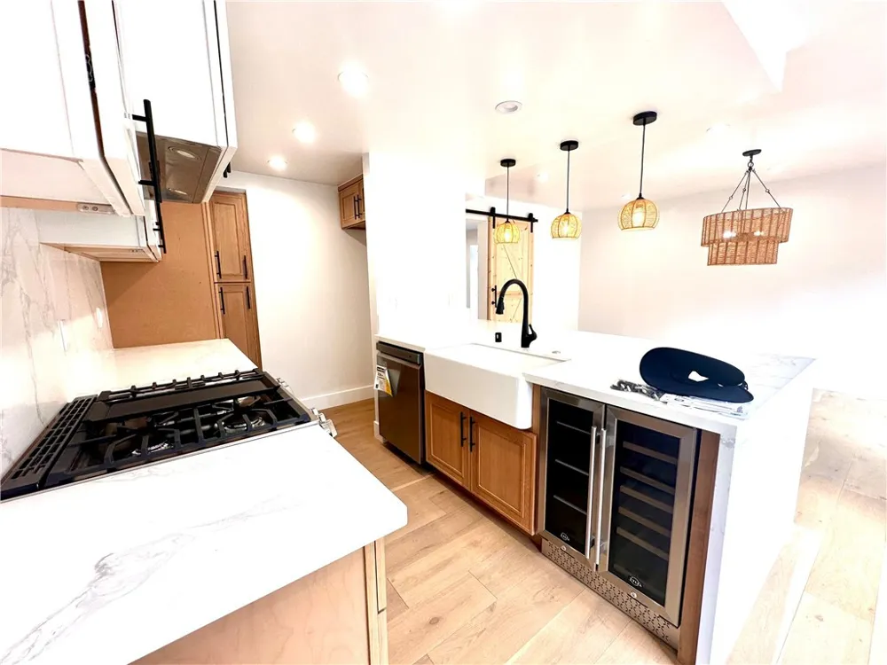 13036 Mindanao #7 Los Angeles, CA 90292