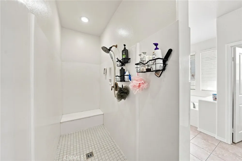 2877 S Via Belamaria Ontario, CA 91762