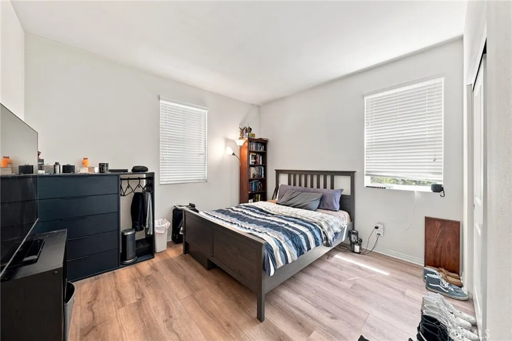 2877 S Via Belamaria Ontario, CA 91762
