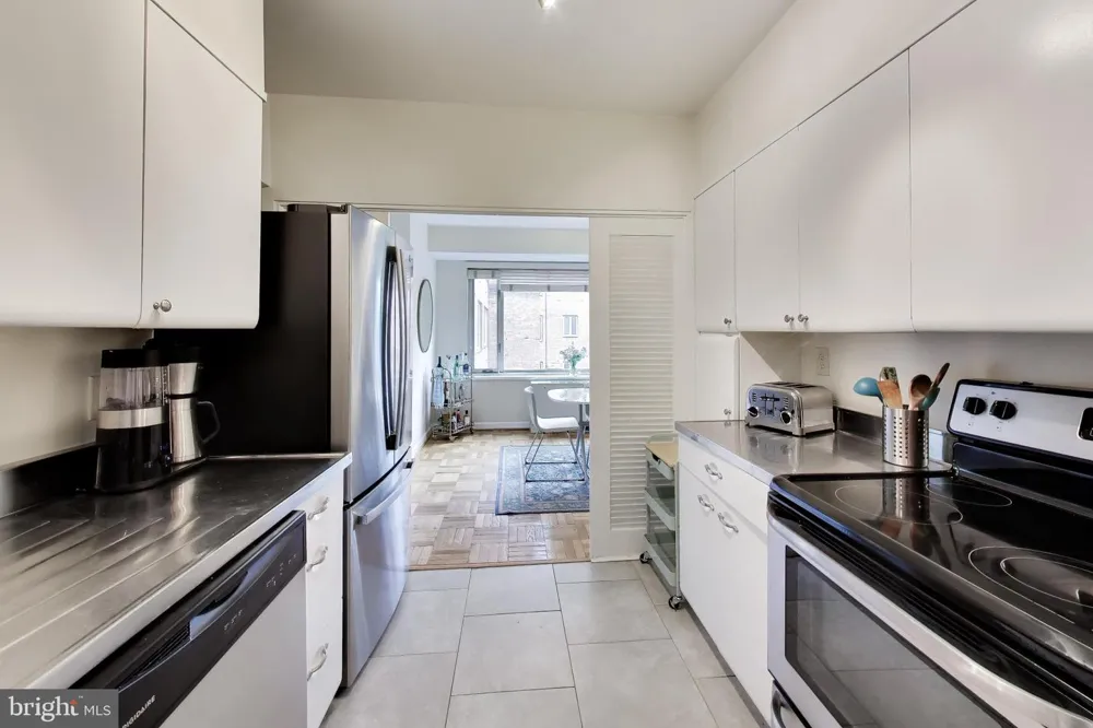 4301 MASSACHUSETTS AVENUE NW #5014 Washington, DC 20016
