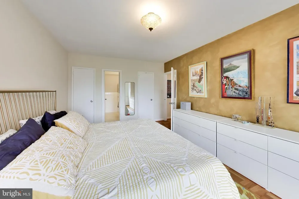 4301 MASSACHUSETTS AVENUE NW #5014 Washington, DC 20016