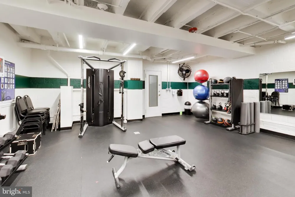 4301 MASSACHUSETTS AVENUE NW #5014 Washington, DC 20016