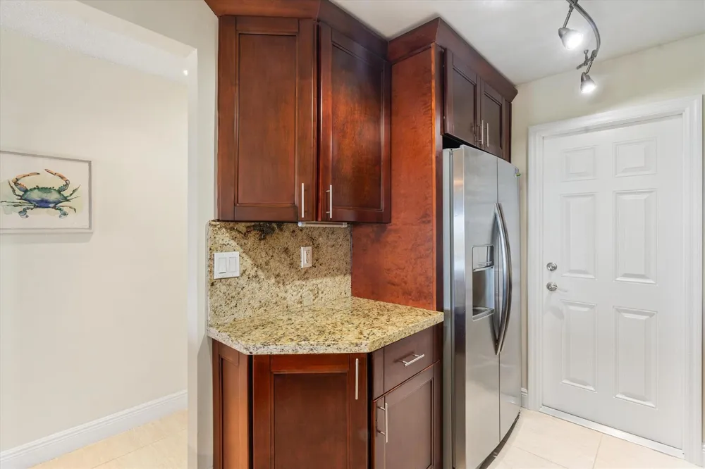 1021 Hillsboro Mile #504 Hillsboro Beach, FL 33062
