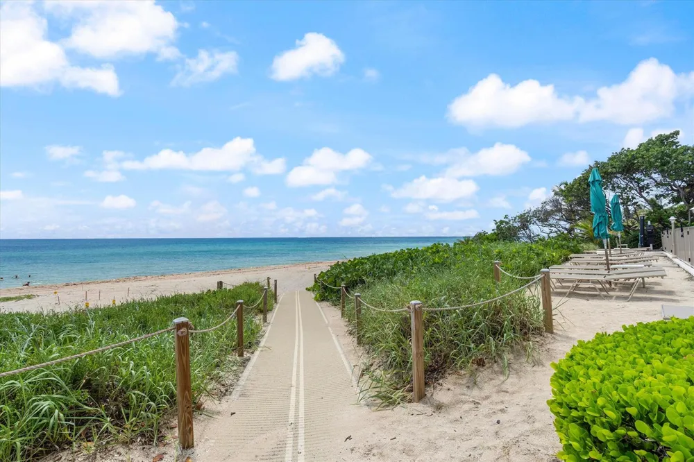 1021 Hillsboro Mile #504 Hillsboro Beach, FL 33062