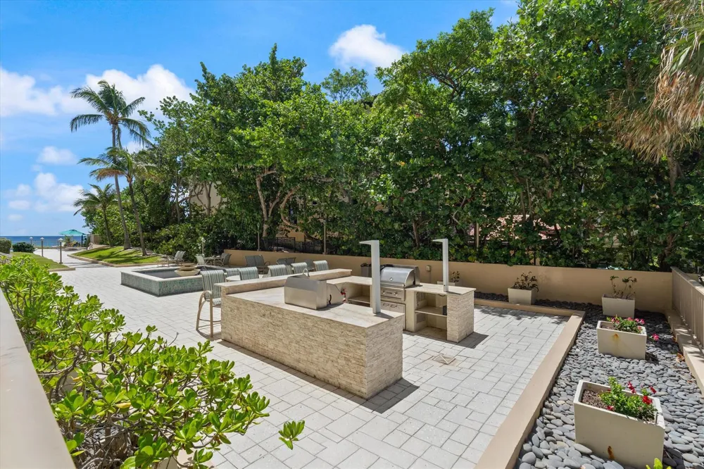 1021 Hillsboro Mile #504 Hillsboro Beach, FL 33062