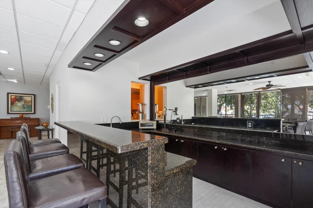1021 Hillsboro Mile #504 Hillsboro Beach, FL 33062