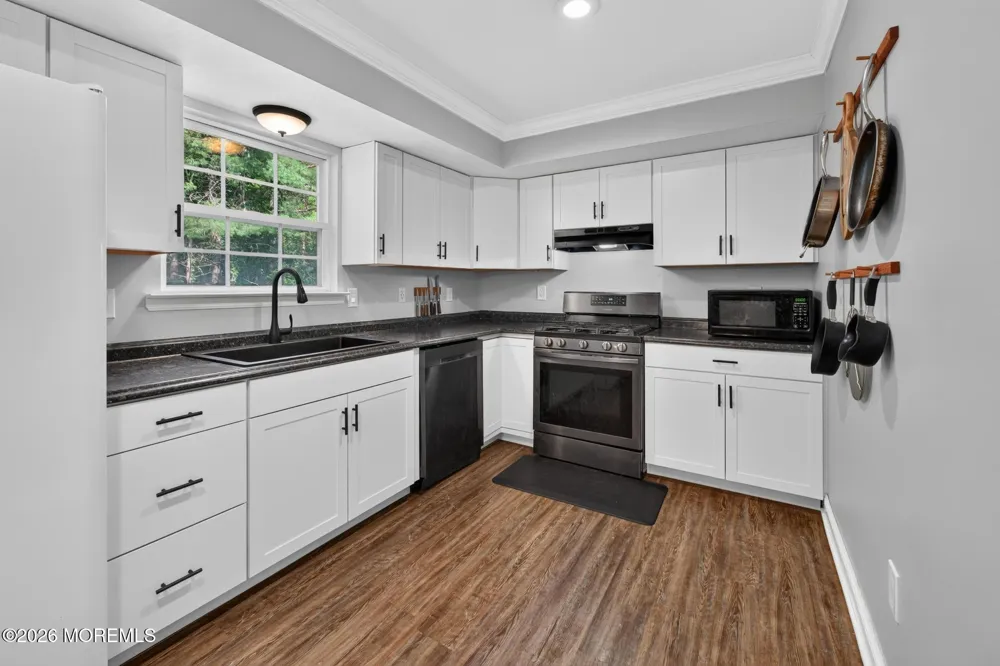 370 Elm Lane Brick, NJ 08723