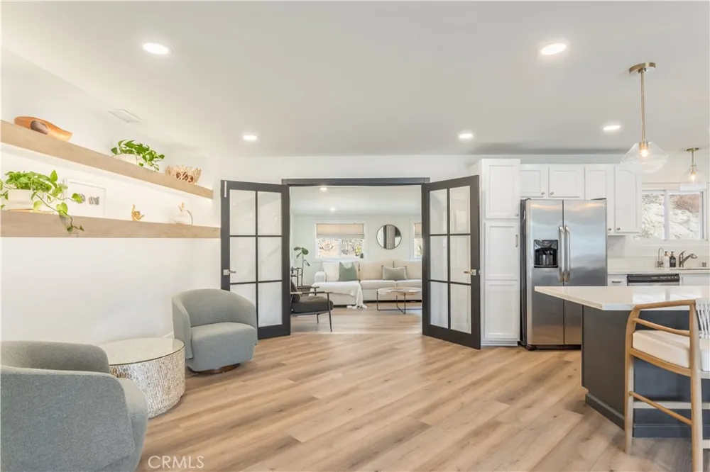 117 La Cresta El Cajon, CA 92019