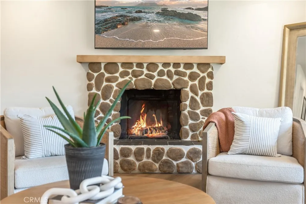 117 La Cresta El Cajon, CA 92019