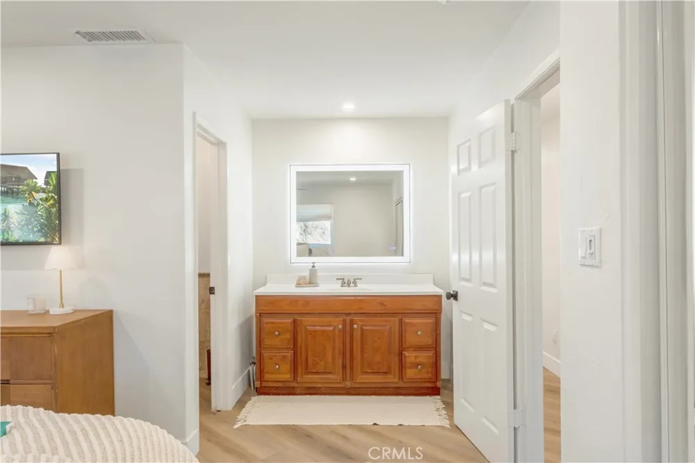 117 La Cresta El Cajon, CA 92019