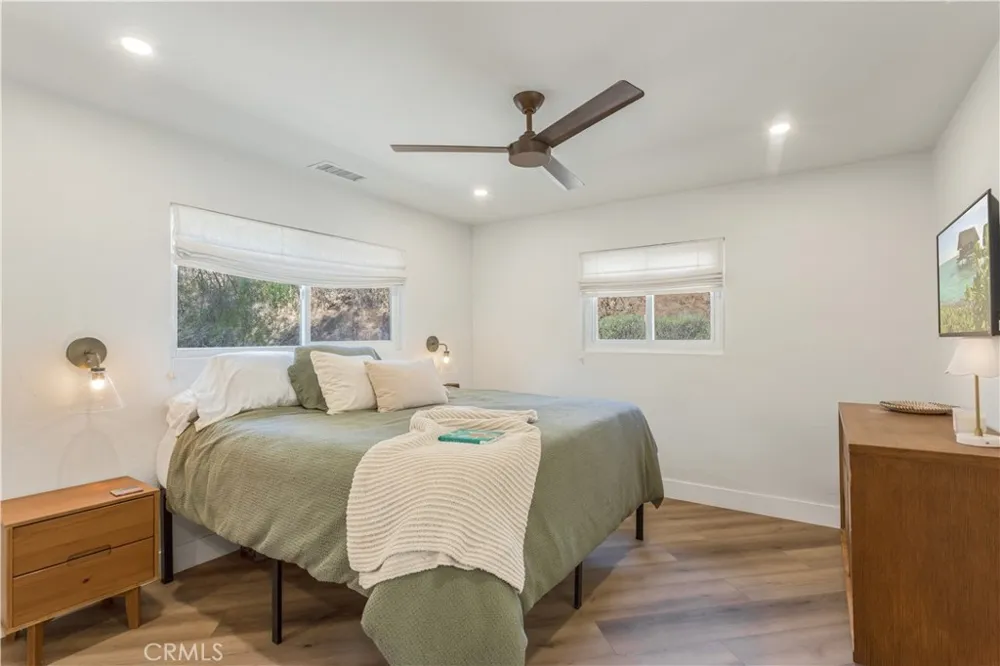 117 La Cresta El Cajon, CA 92019