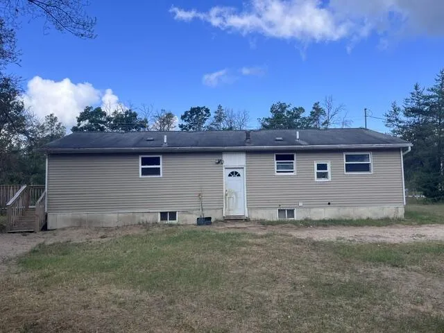 961 Dusty Irons, MI 49644