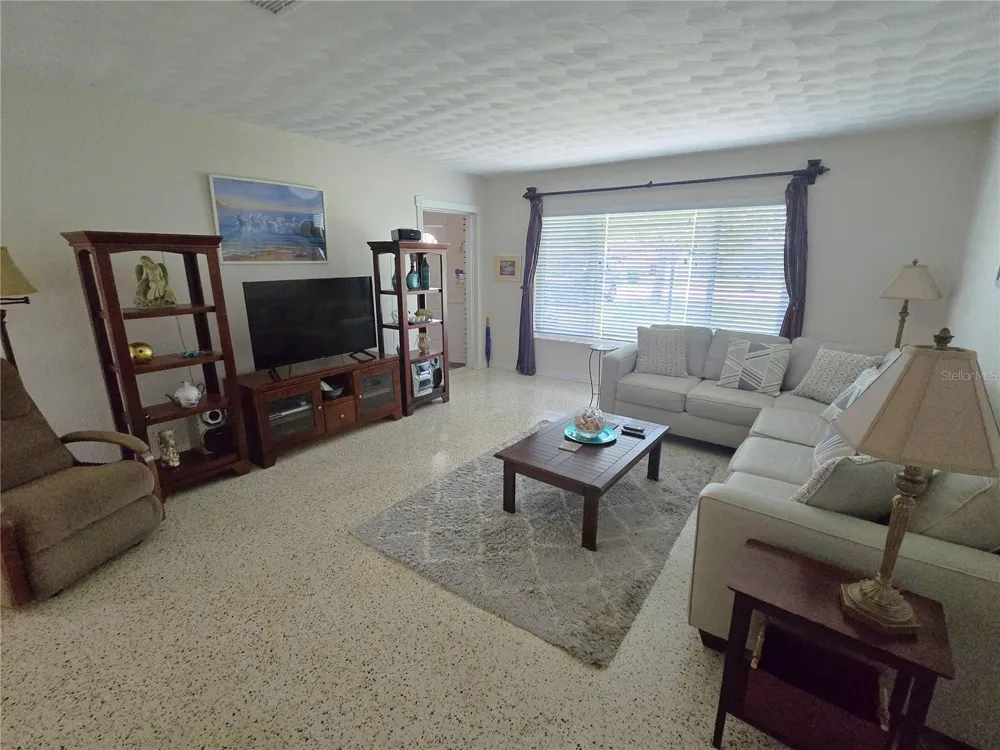5116 13TH AVENUE DRIVE W Bradenton, FL 34209