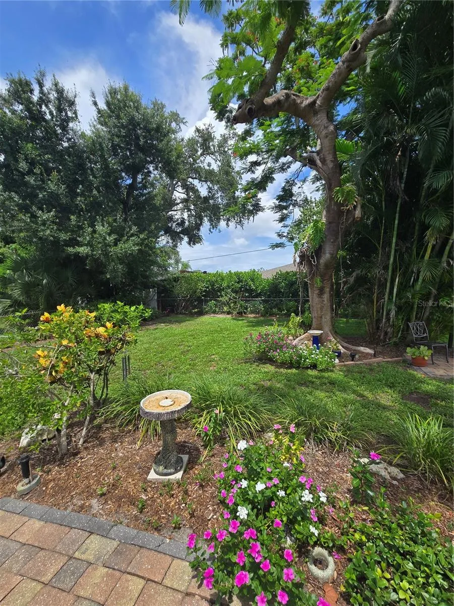 5116 13TH AVENUE DRIVE W Bradenton, FL 34209