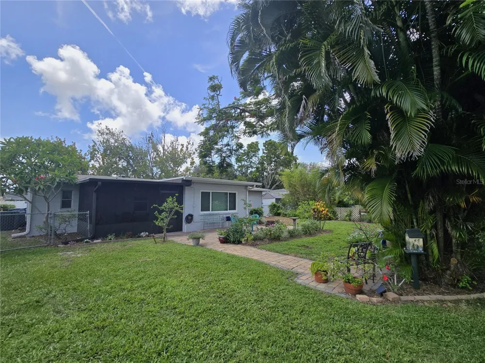 5116 13TH AVENUE DRIVE W Bradenton, FL 34209
