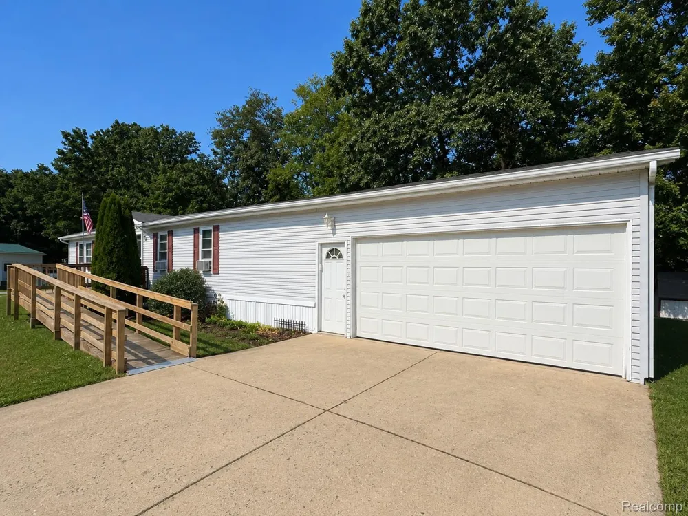 29 Dusty Trail Bedford Charter Township, MI 49017