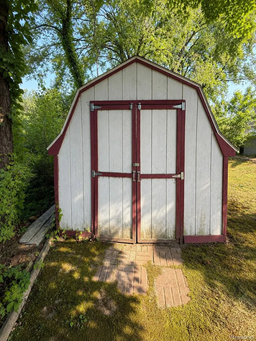 29 Dusty Trail Bedford Charter Township, MI 49017