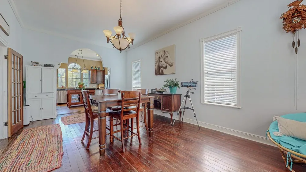 1401 E Buccaneer Drive Winnie, TX 77665