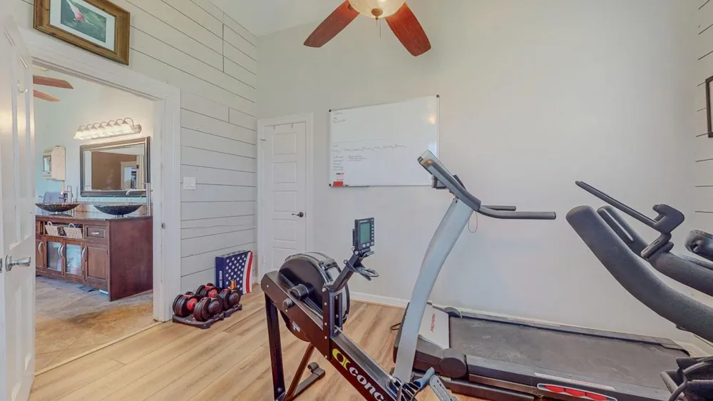 1401 E Buccaneer Drive Winnie, TX 77665