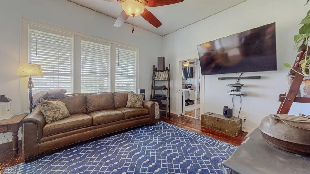 1401 E Buccaneer Drive Winnie, TX 77665