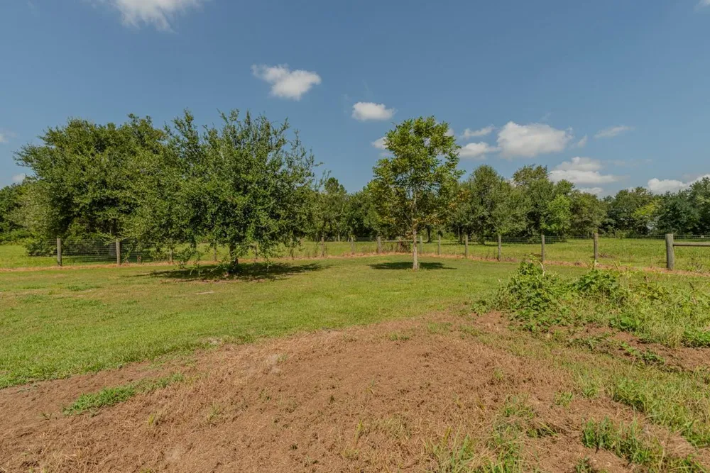 1401 E Buccaneer Drive Winnie, TX 77665
