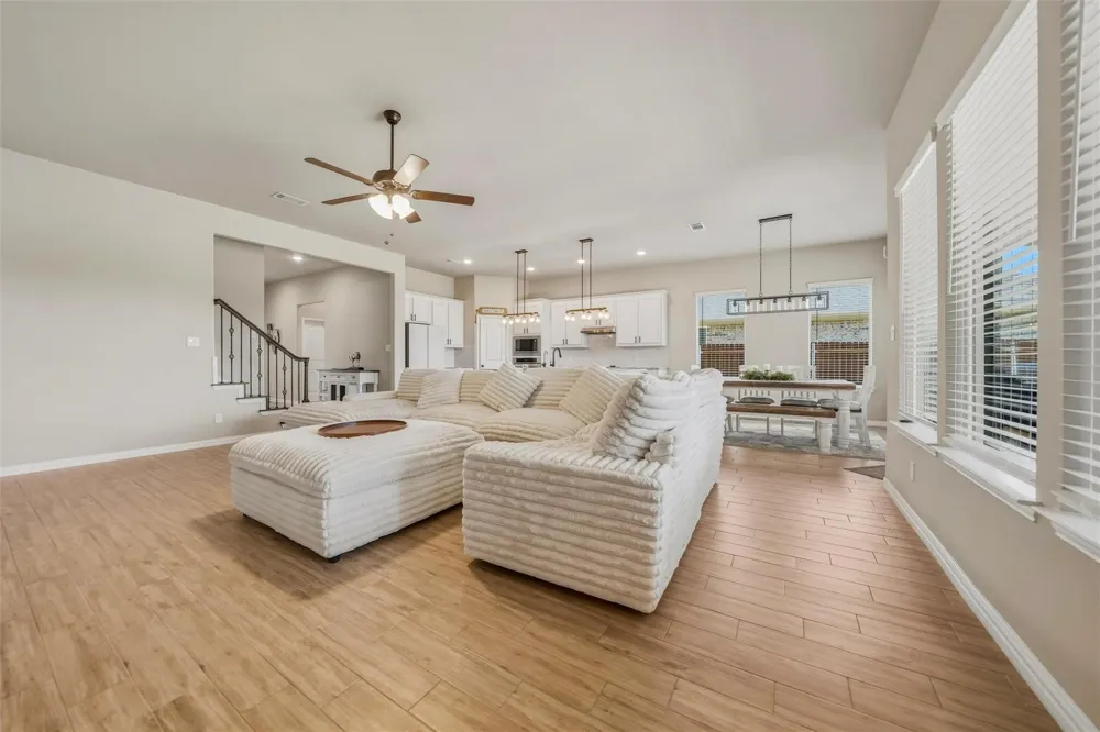 1516 Somerset Lane Weatherford, TX 76087
