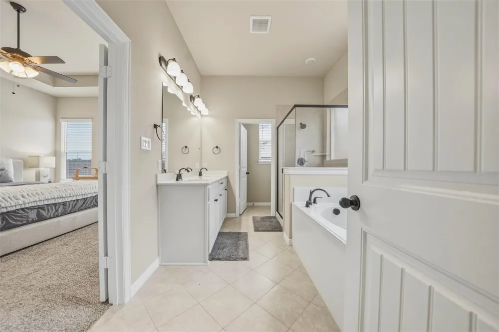 1516 Somerset Lane Weatherford, TX 76087