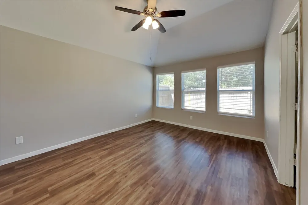 16716 Foursquare Drive Conroe, TX 77385