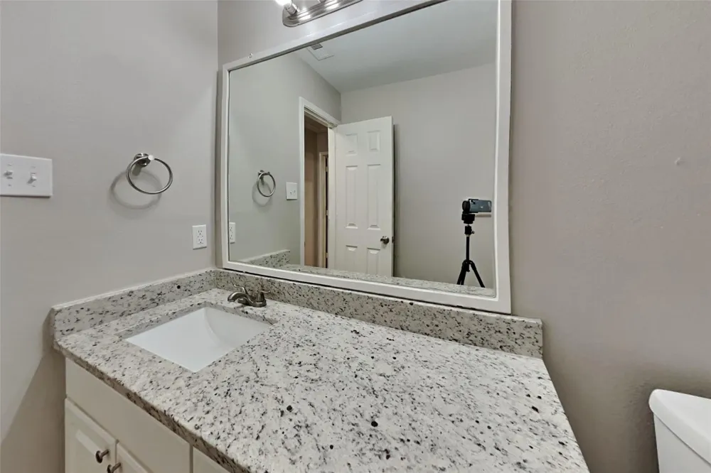 16716 Foursquare Drive Conroe, TX 77385