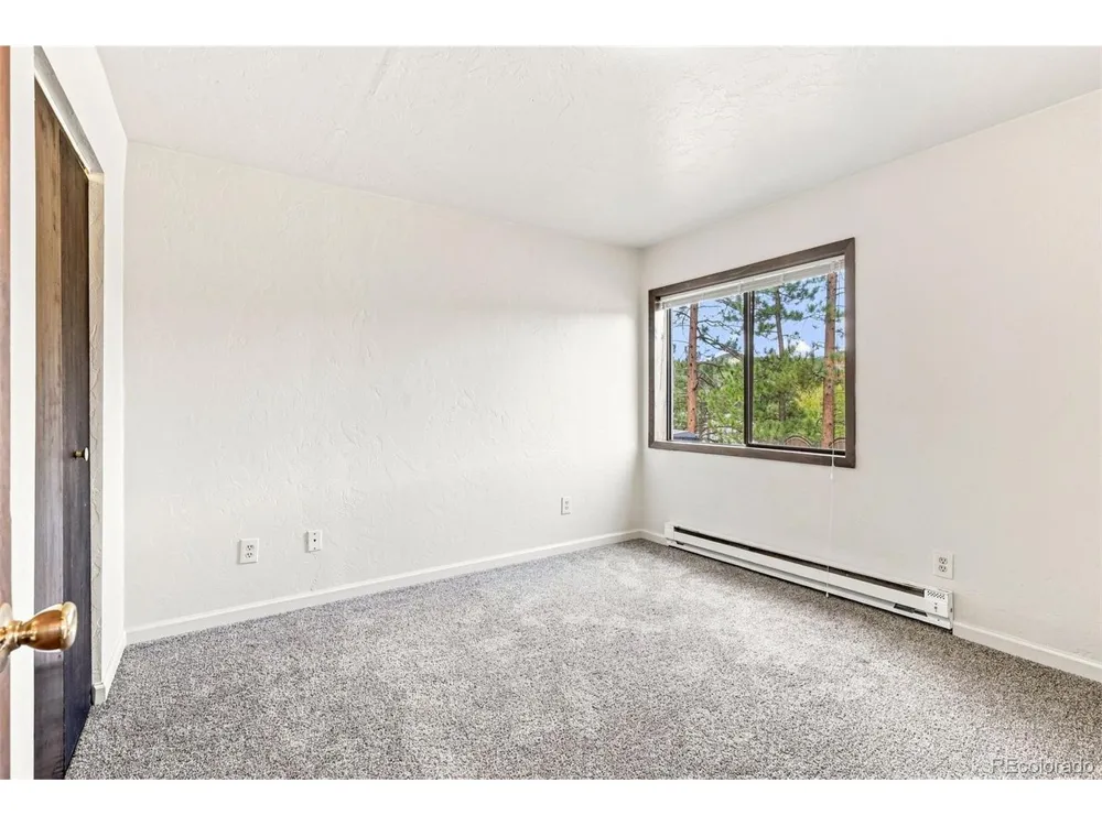 26222 S End Road Kittredge, CO 80457