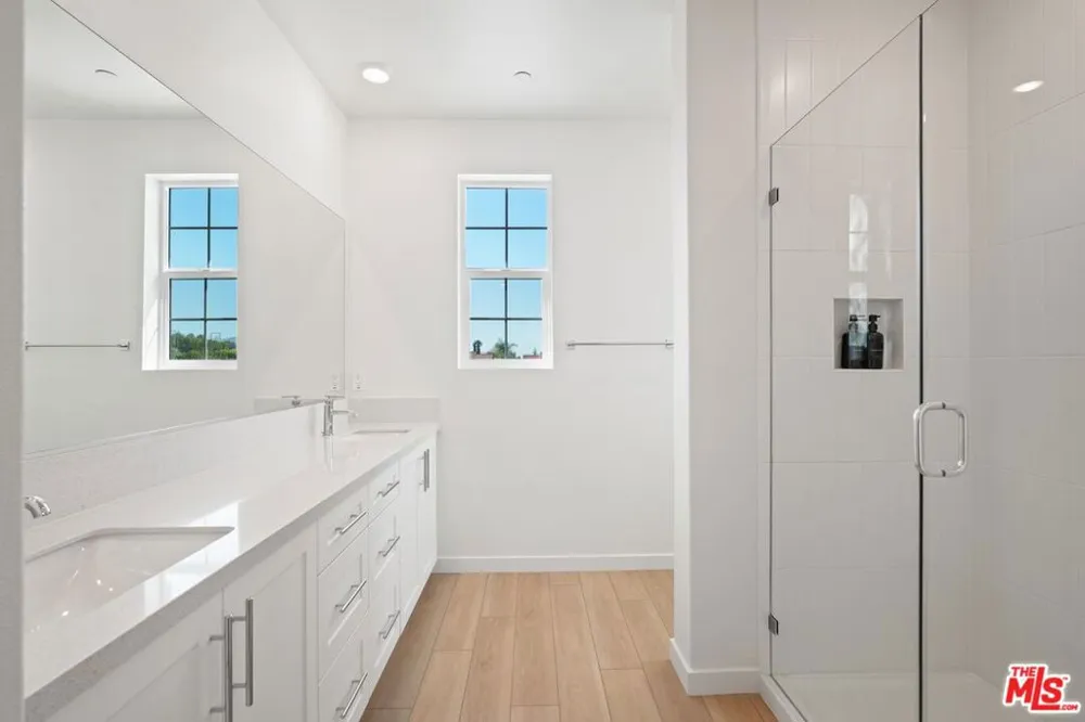 4874 Arroyo Run Moorpark, CA 93021
