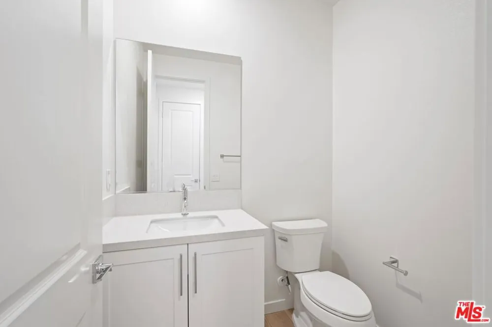 4874 Arroyo Run Moorpark, CA 93021