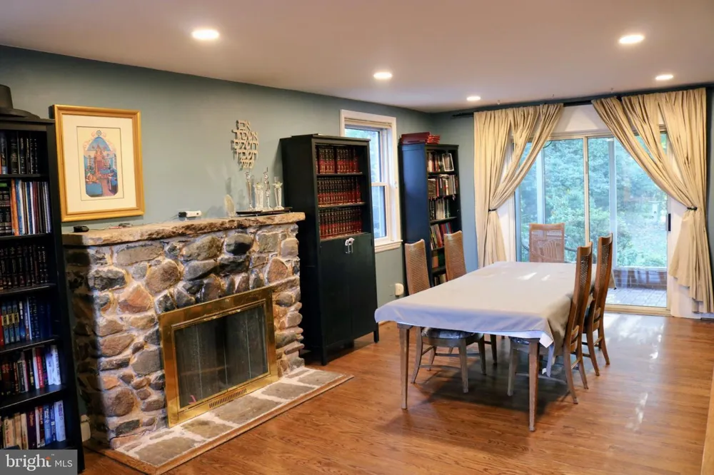 6232 WOODCREST AVENUE Baltimore, MD 21209