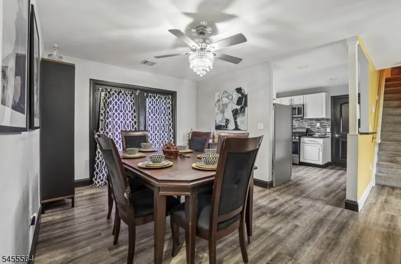382 Amherst St East Orange City, NJ 07018