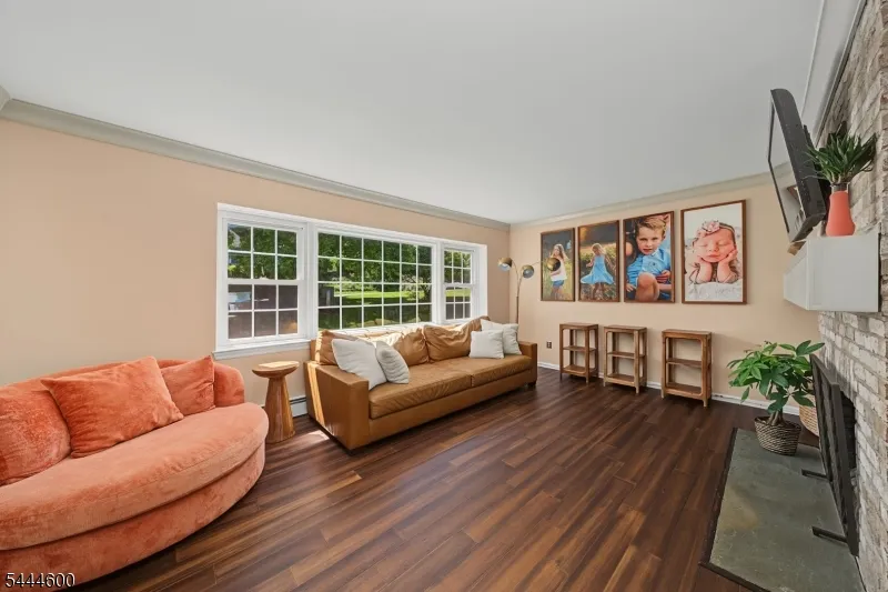 1 Cardinal Dr Sparta, NJ 07871