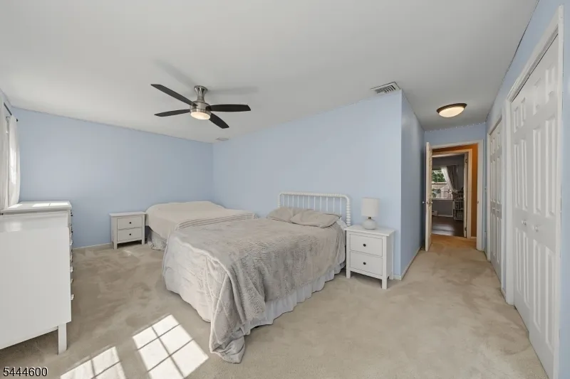 1 Cardinal Dr Sparta, NJ 07871