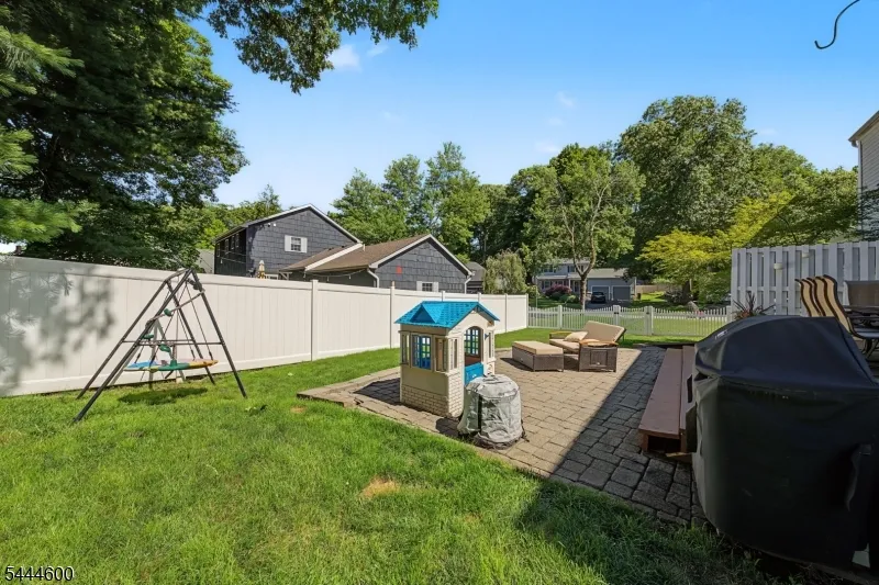 1 Cardinal Dr Sparta, NJ 07871