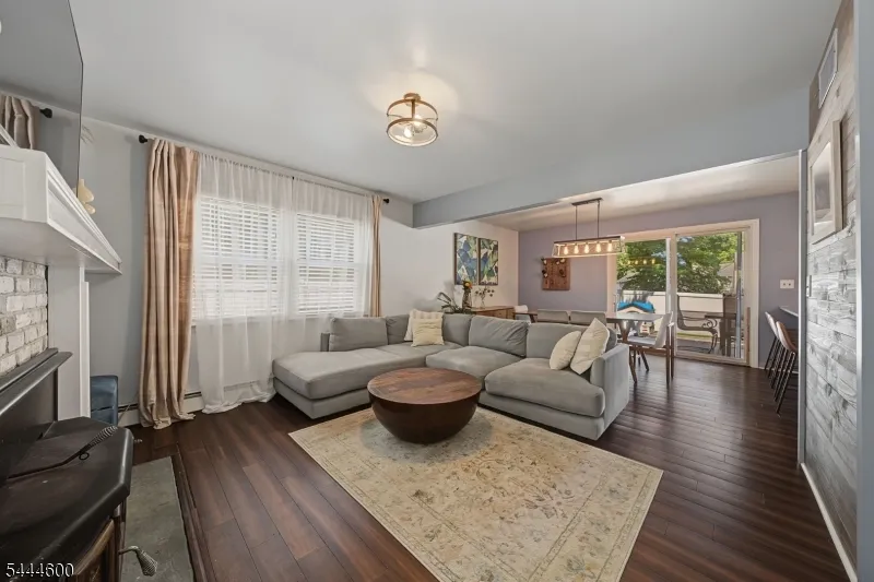 1 Cardinal Dr Sparta, NJ 07871