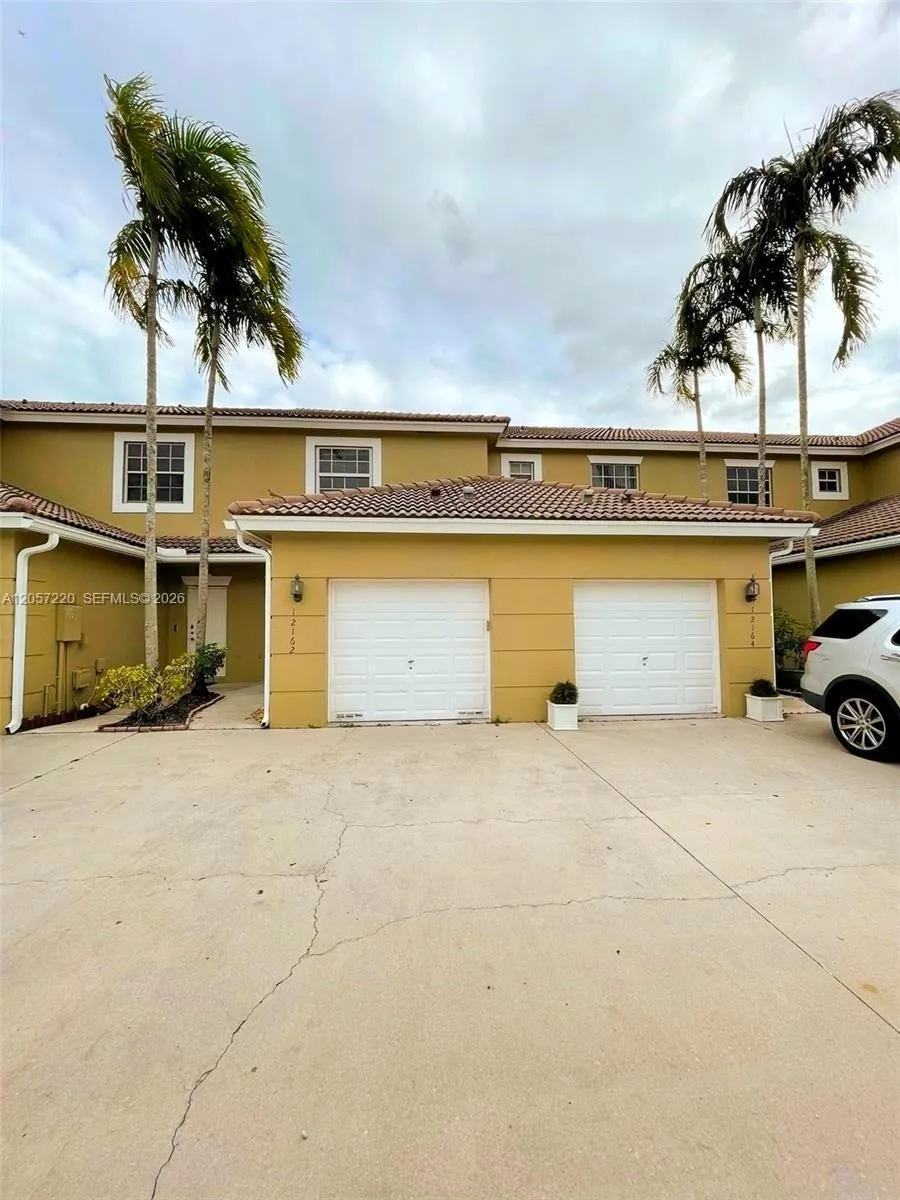 12162 SW 5th Ct Pembroke Pines, FL 33025