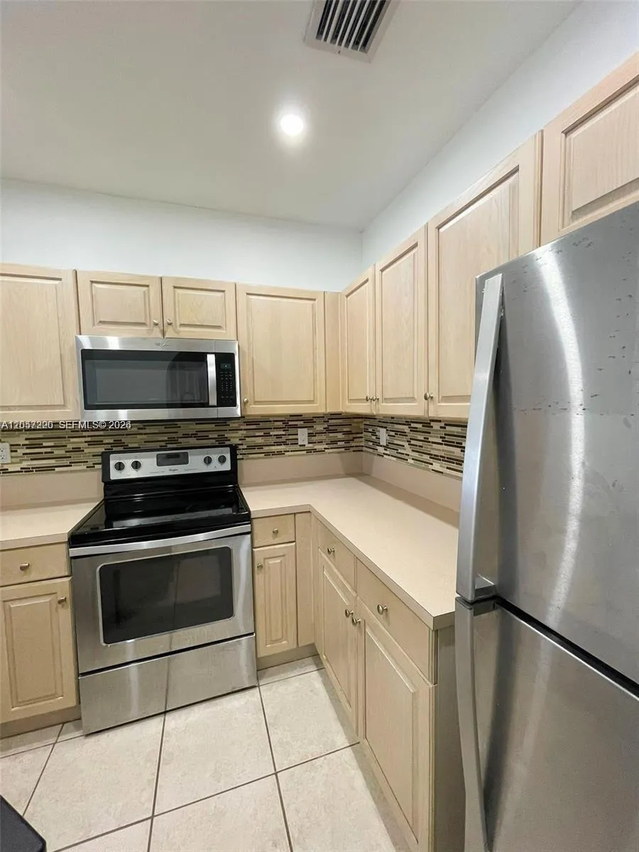 12162 SW 5th Ct Pembroke Pines, FL 33025