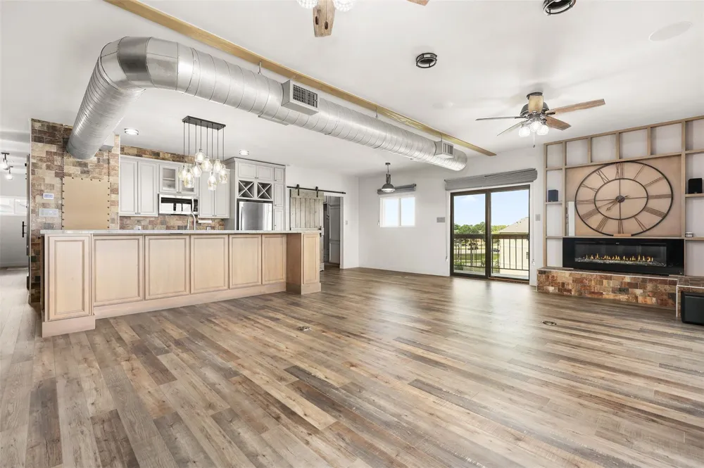 18809 Egret Bay Boulevard #321 Webster, TX 77058