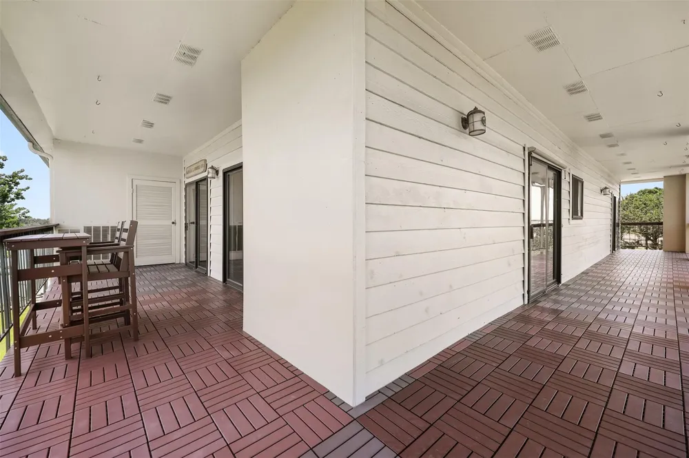 18809 Egret Bay Boulevard #321 Webster, TX 77058