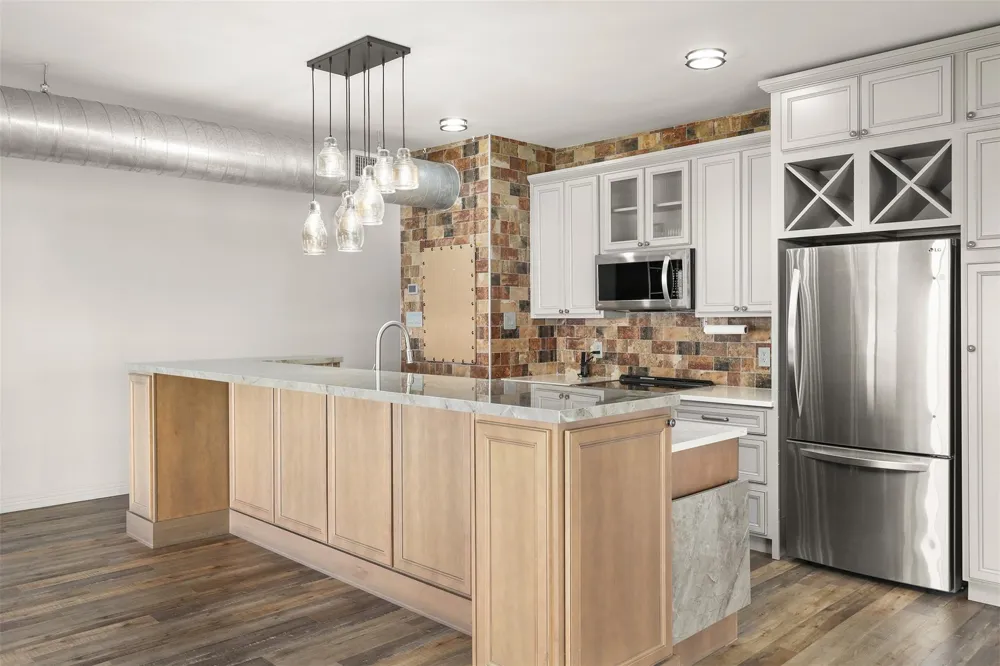 18809 Egret Bay Boulevard #321 Webster, TX 77058