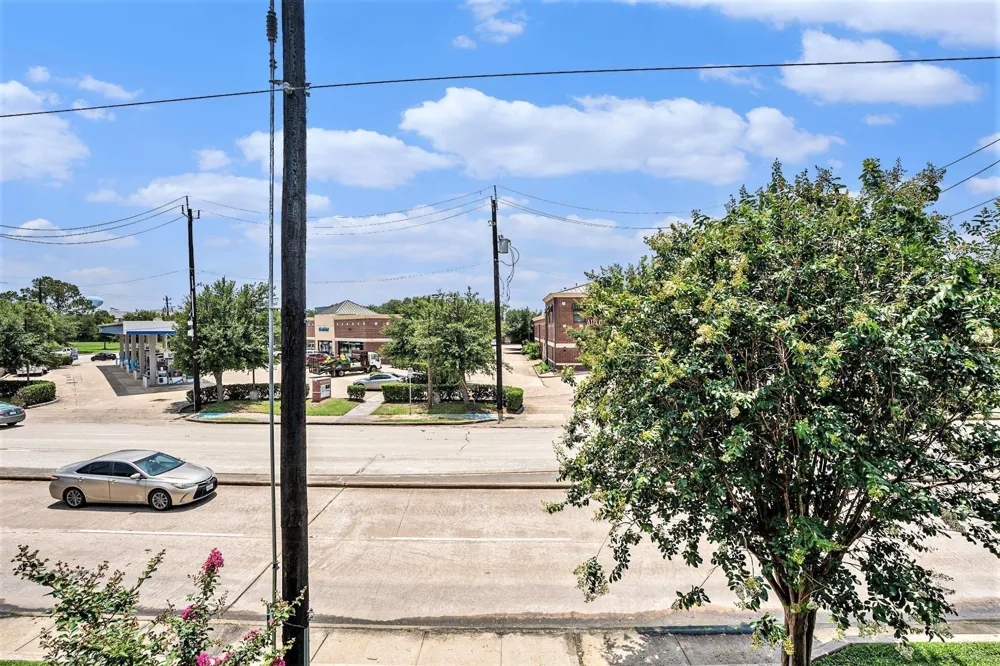 1500 Bay Area Boulevard #424 Houston, TX 77058
