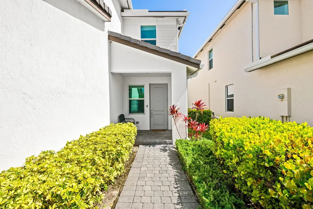 1131 VERDE COURT Deerfield Beach, FL 33064