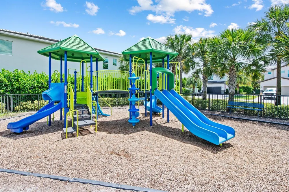 1131 VERDE COURT Deerfield Beach, FL 33064