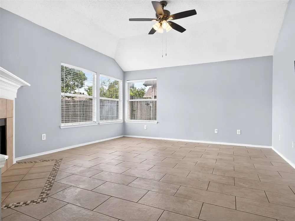 1022 Pondview Drive Cedar Hill, TX 75104