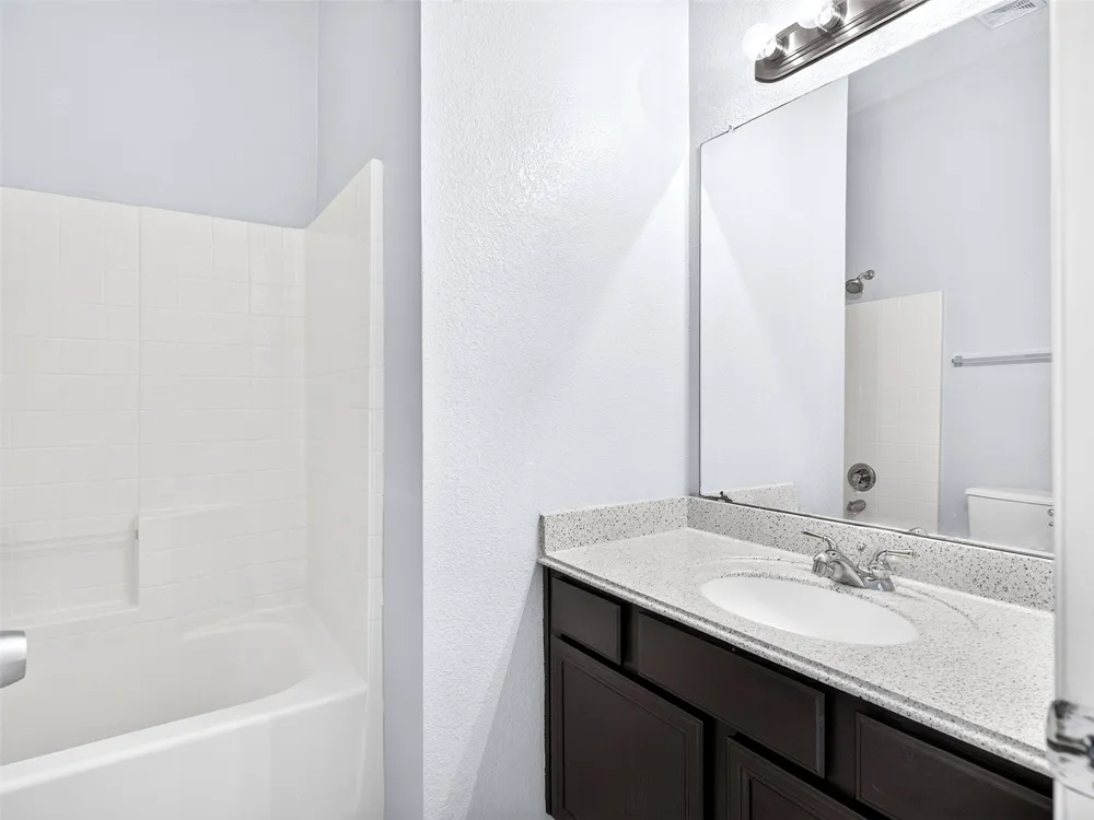 1022 Pondview Drive Cedar Hill, TX 75104
