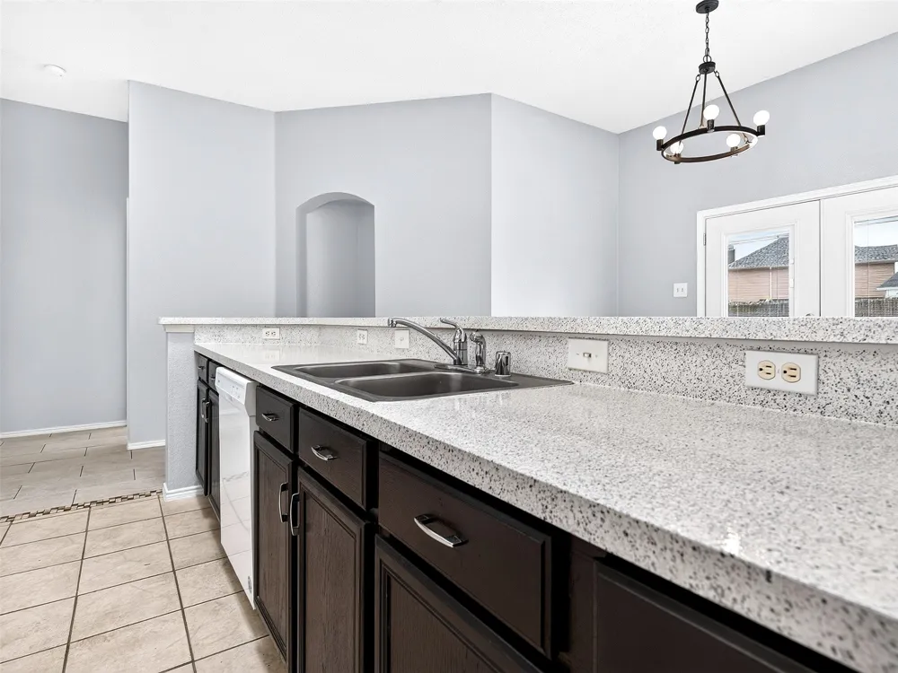 1022 Pondview Drive Cedar Hill, TX 75104